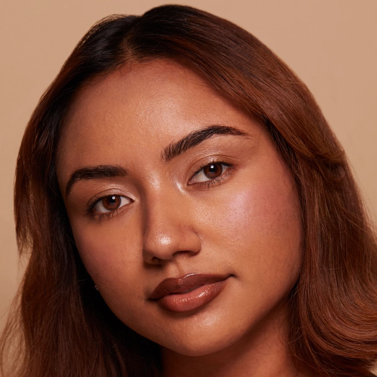 A REALLY GOOD FOUNDATION - 120M Medium/Tan   Warm Olive Undertones