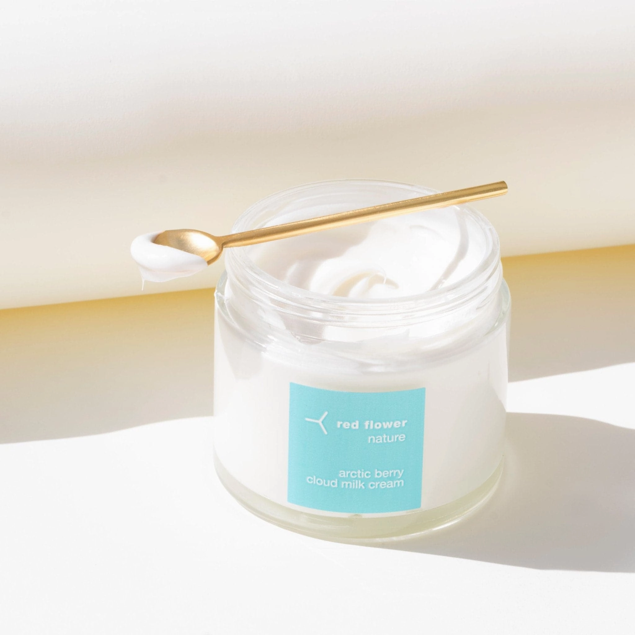 Arctic Berry Cloud Milk Cream