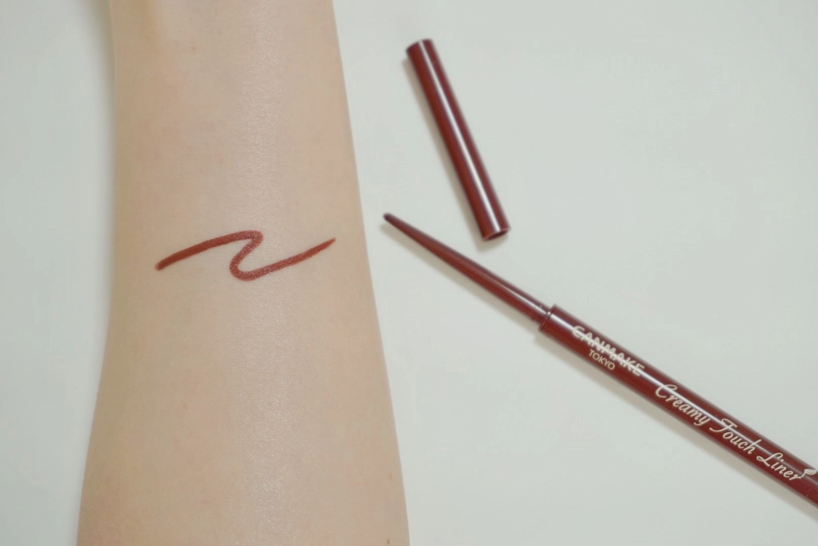 Canmake Creamy Touch Liner 04 Garnet Burgundy