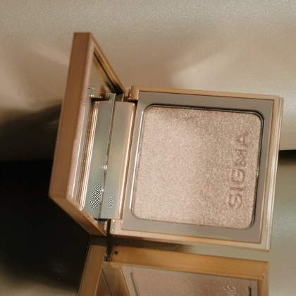 Pressed Powder Highlighter
