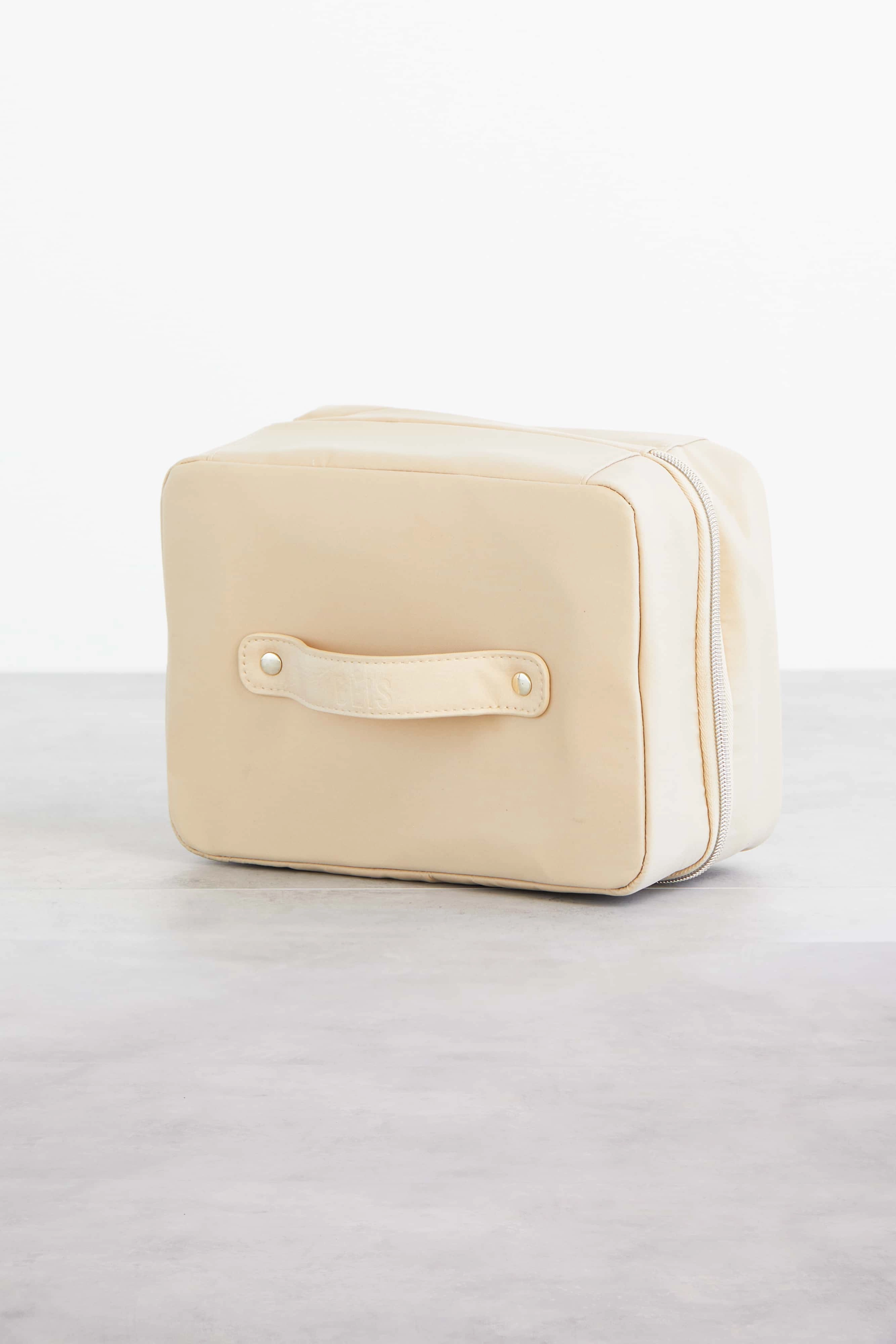 The Hanging Cosmetic Case in Beige