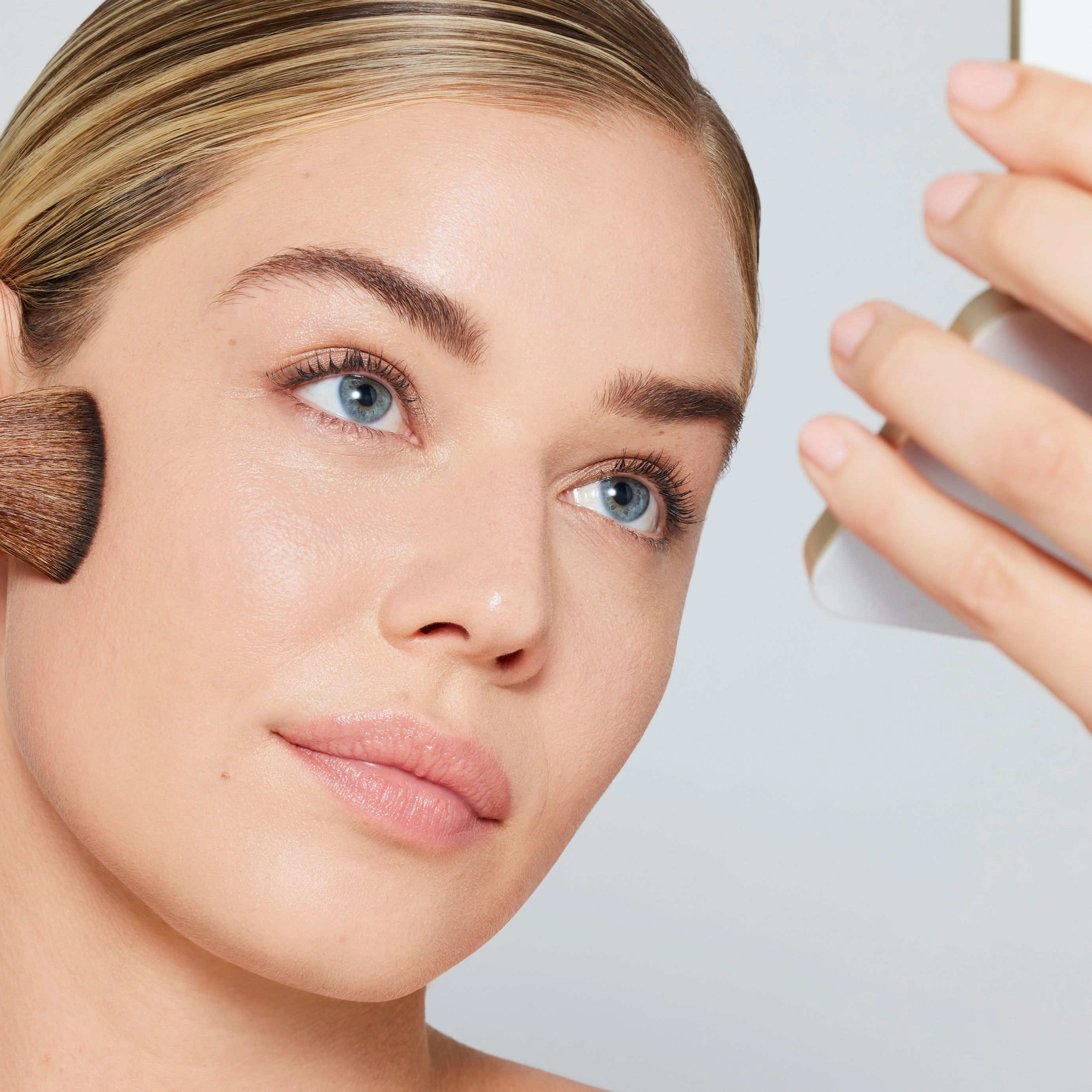 The Skincare Makeup System Discovery Set